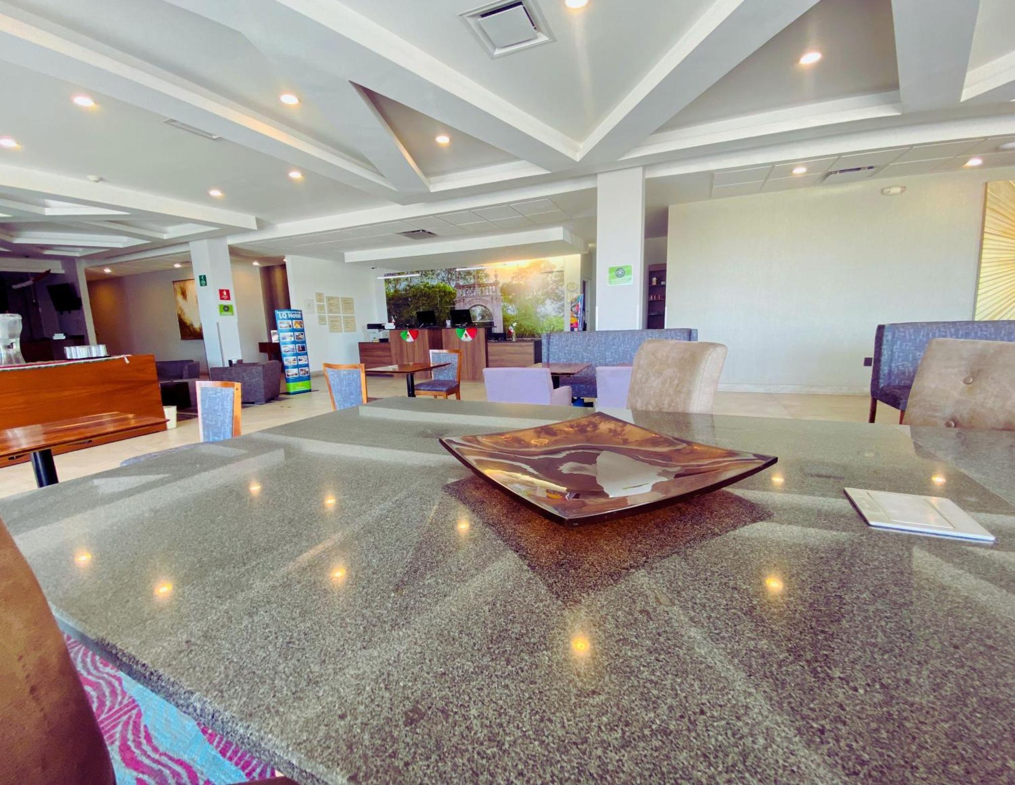 ลา ควินตา บาย วินด์แฮม อะกวาสกาลิเอนเตส Hotel อากวสคาเลียนเทส ภายนอก รูปภาพ